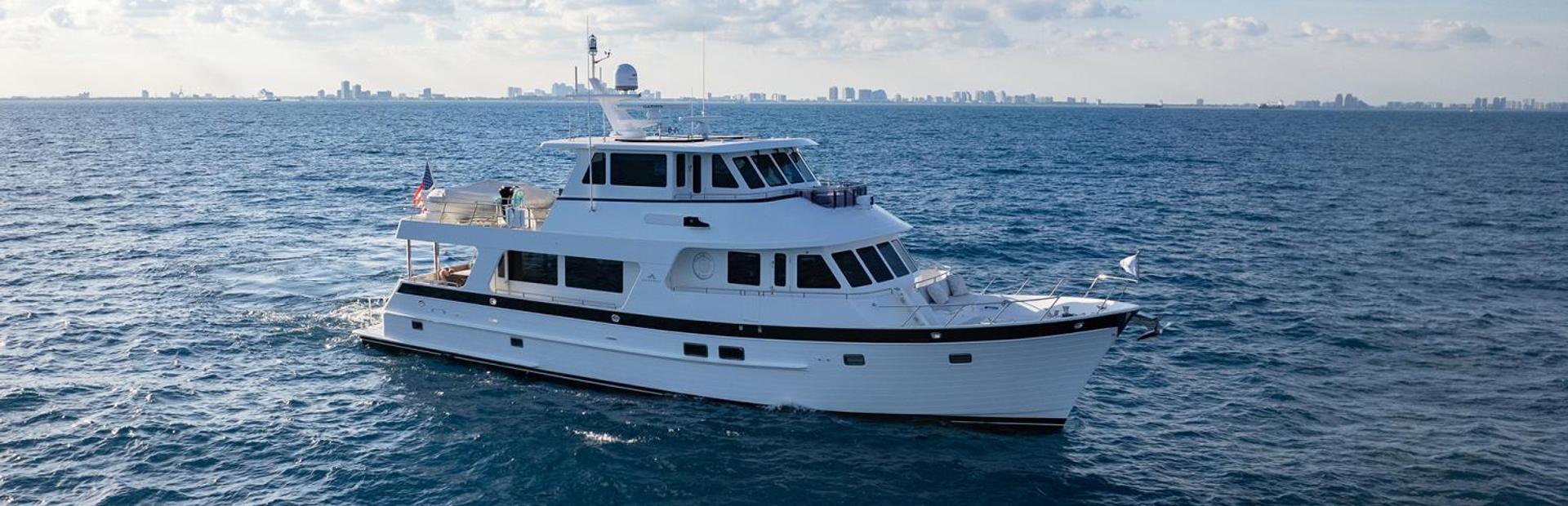 Outer Reef 720 Deluxbridge Motoryacht Boat, Example 1