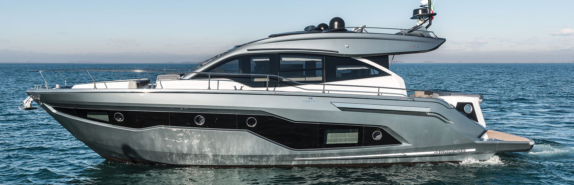 Cranchi E52S Evoluzione Yacht, Example 1