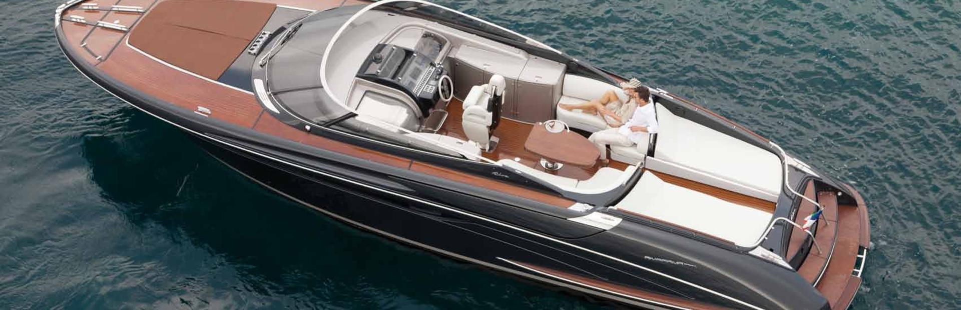                                                 Riva   44 Rivarama Super
                                            