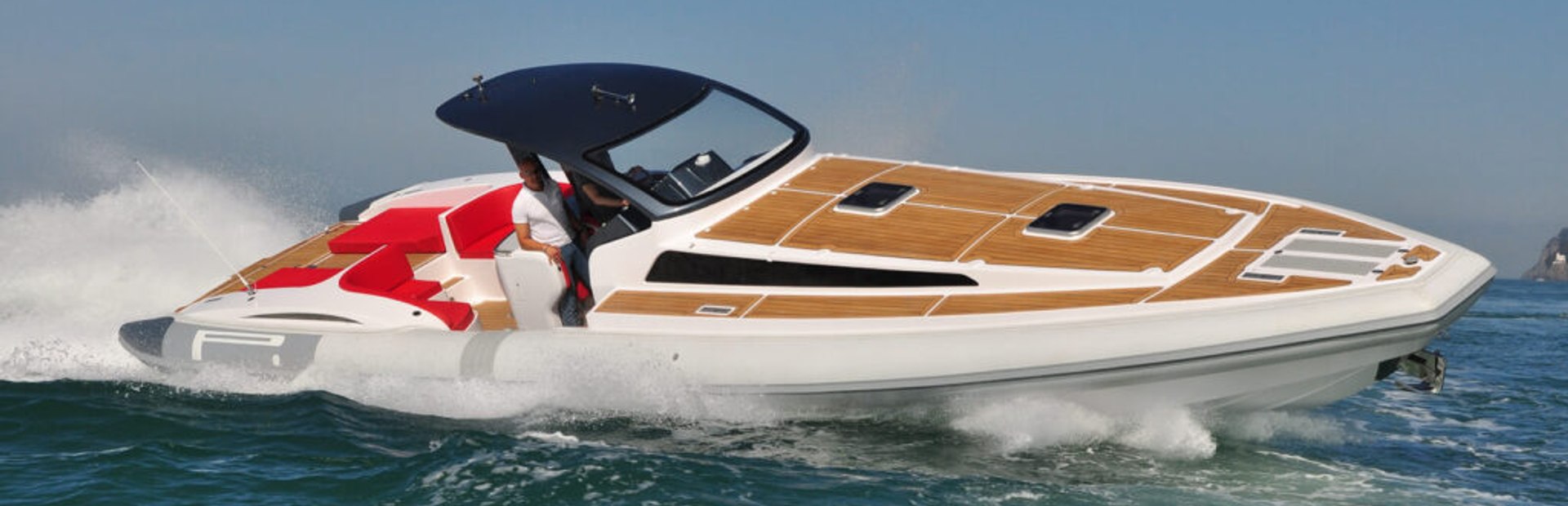                                                             Tecnorib Speedboats Range
                                                    