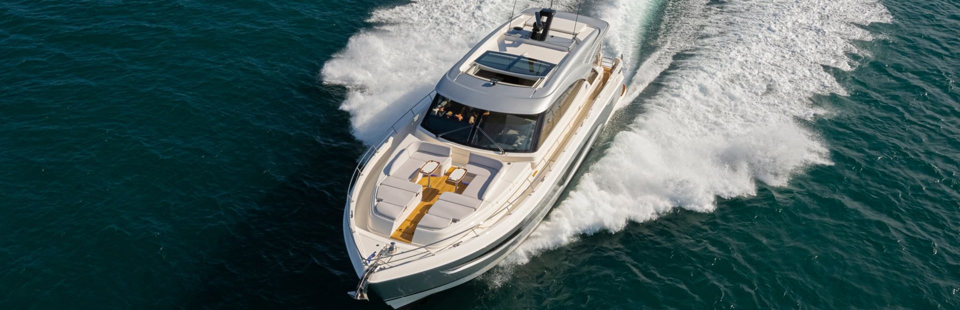 New Riviera Sport Yacht 3