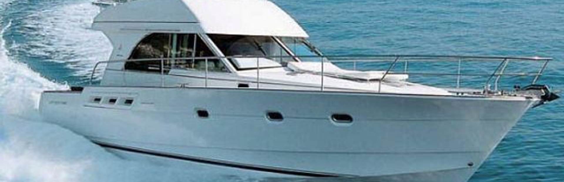 Beneteau Antares 13.8 Yacht, Example 1