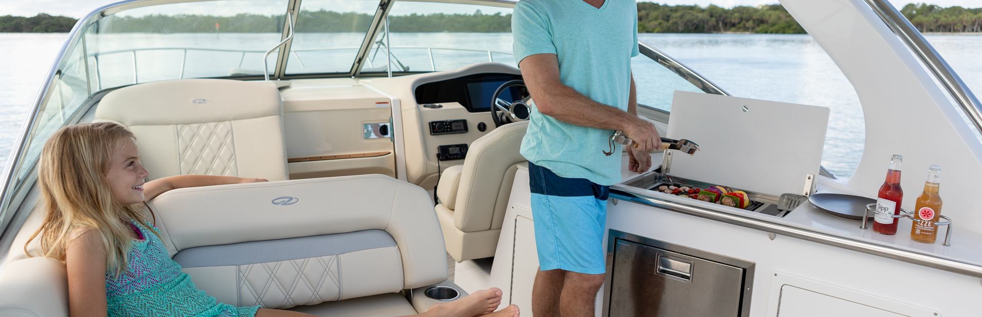 New Regal Boats Express Cruiser Yacht 5