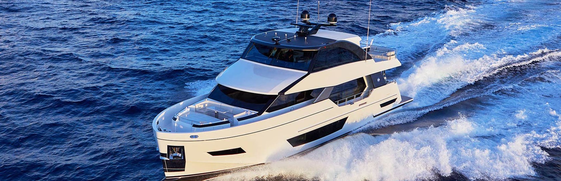 Ocean Alexander 84R Enclosed Yachts (2019 - 2020), Example 1