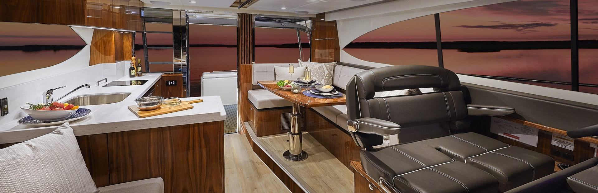 Riviera Flybridge Yachts, Example 12