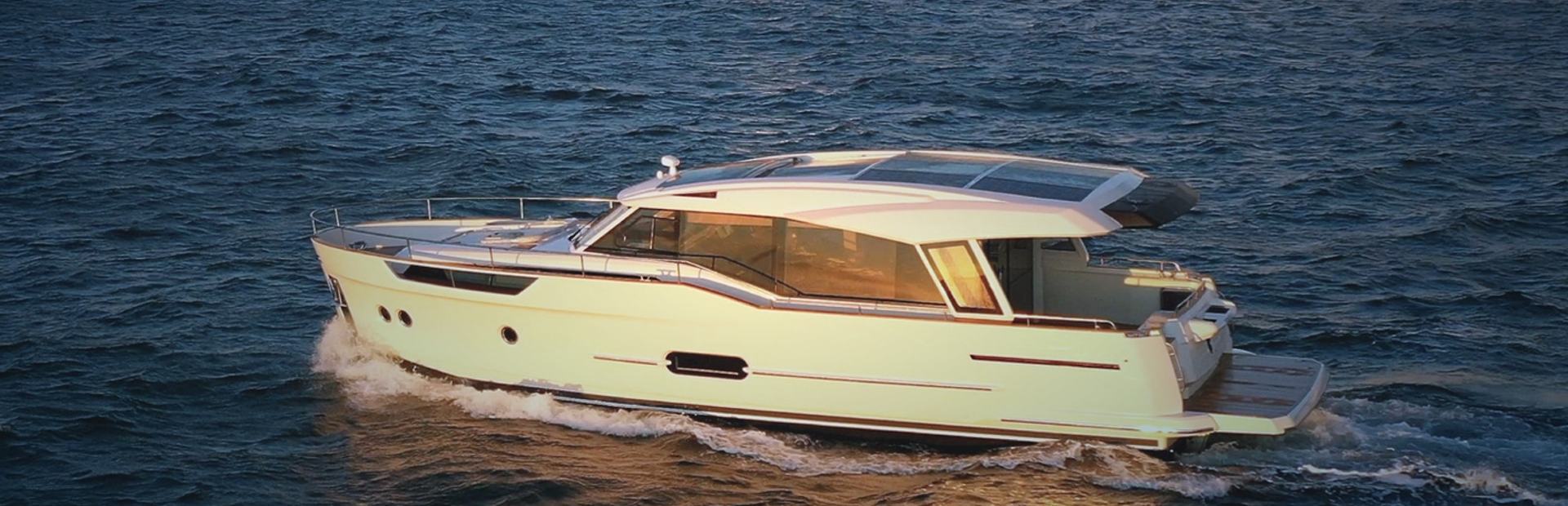 Greenline 48 Coupé Boat, Example 1