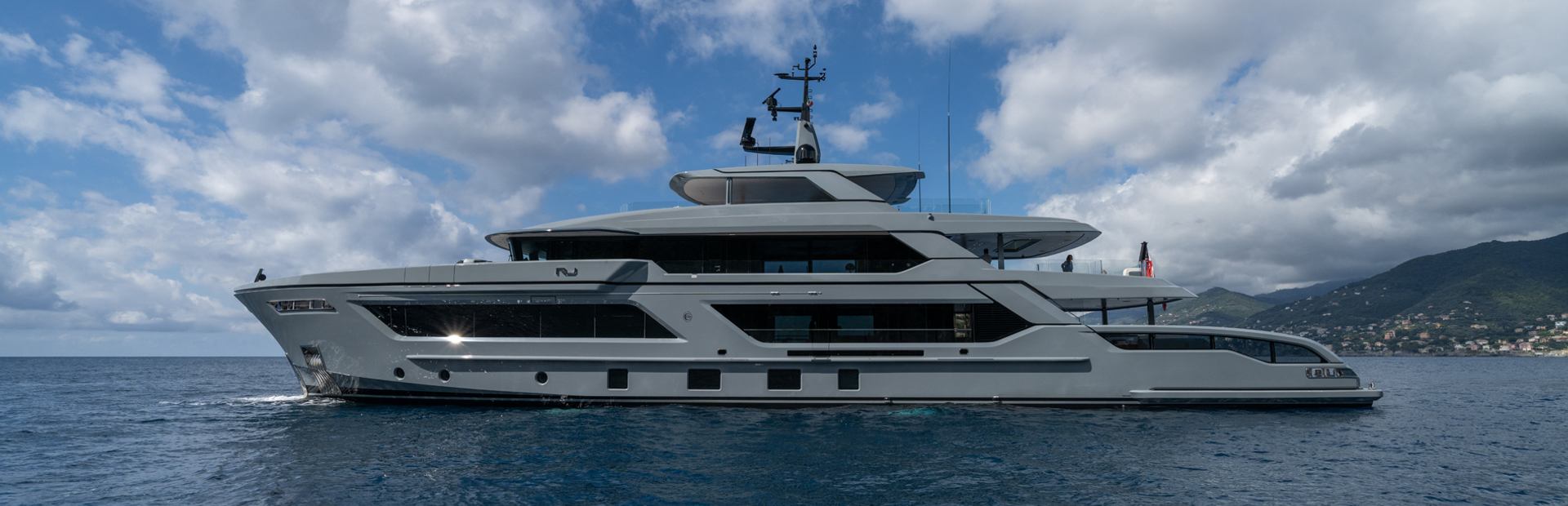 Cantiere delle Marche RJ 155 Yacht, Example 1