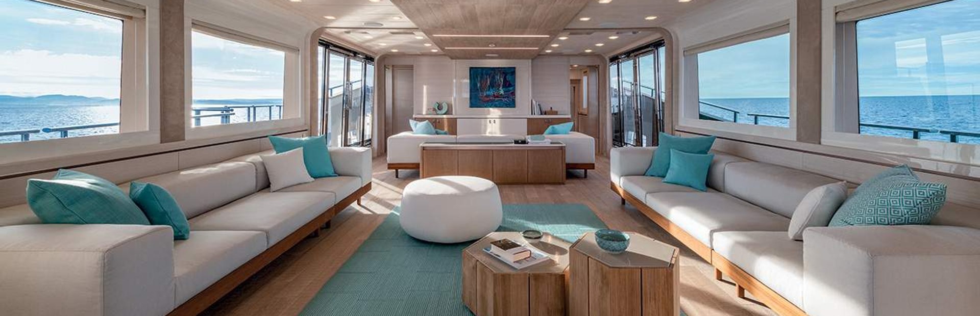 New Monte Carlo Yachts Skylounge Yacht 4