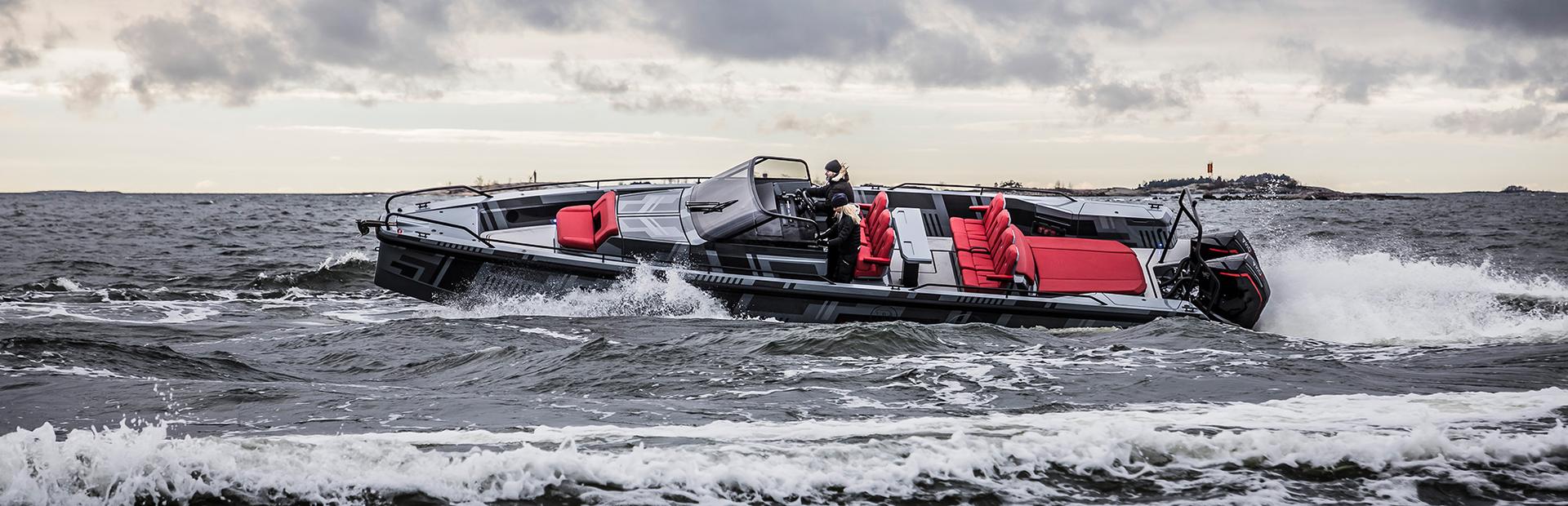 Brabus Marine Shadow 900 Spyder Yacht, Example 1