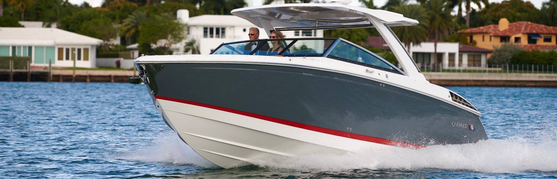 Cobalt Boats R33 Boat, Example 1
