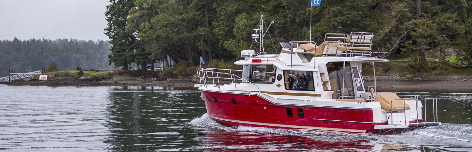 Ranger Tugs R-29 CB Boat, Example 1