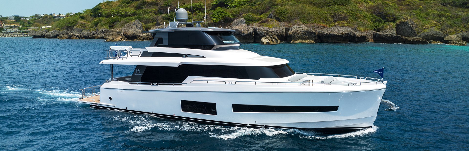 New &amp; Used Horizon V Series Yachts, Example 1