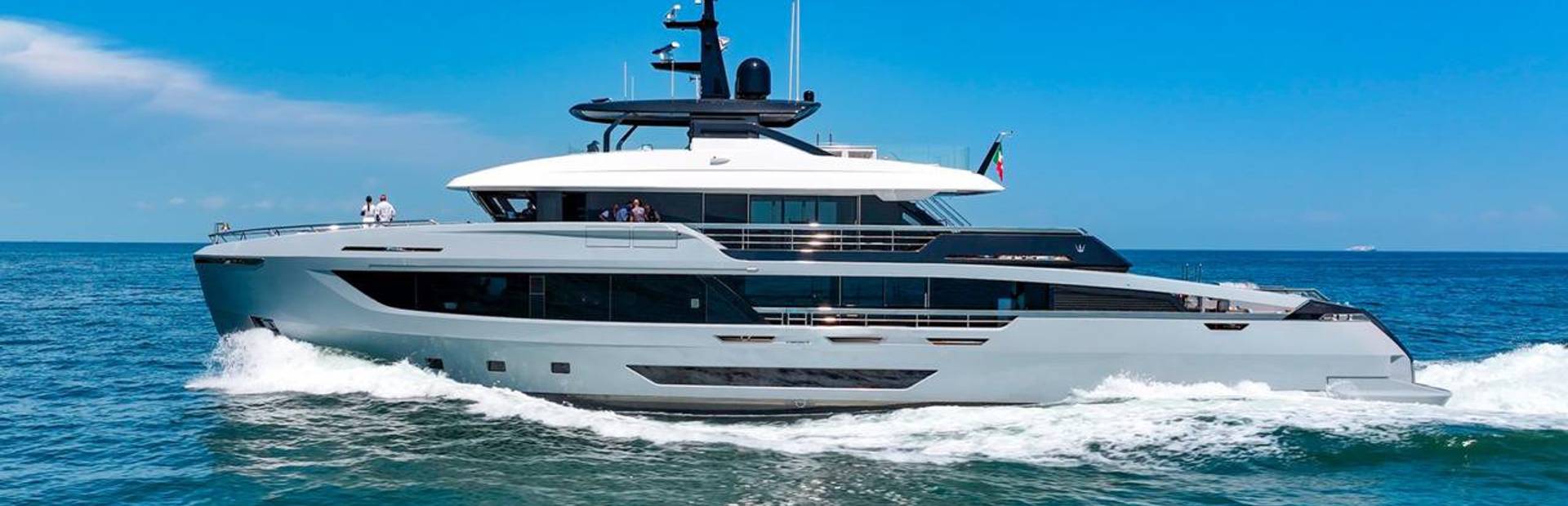 Ocean King Explorer Yacht, Fleet Example 2