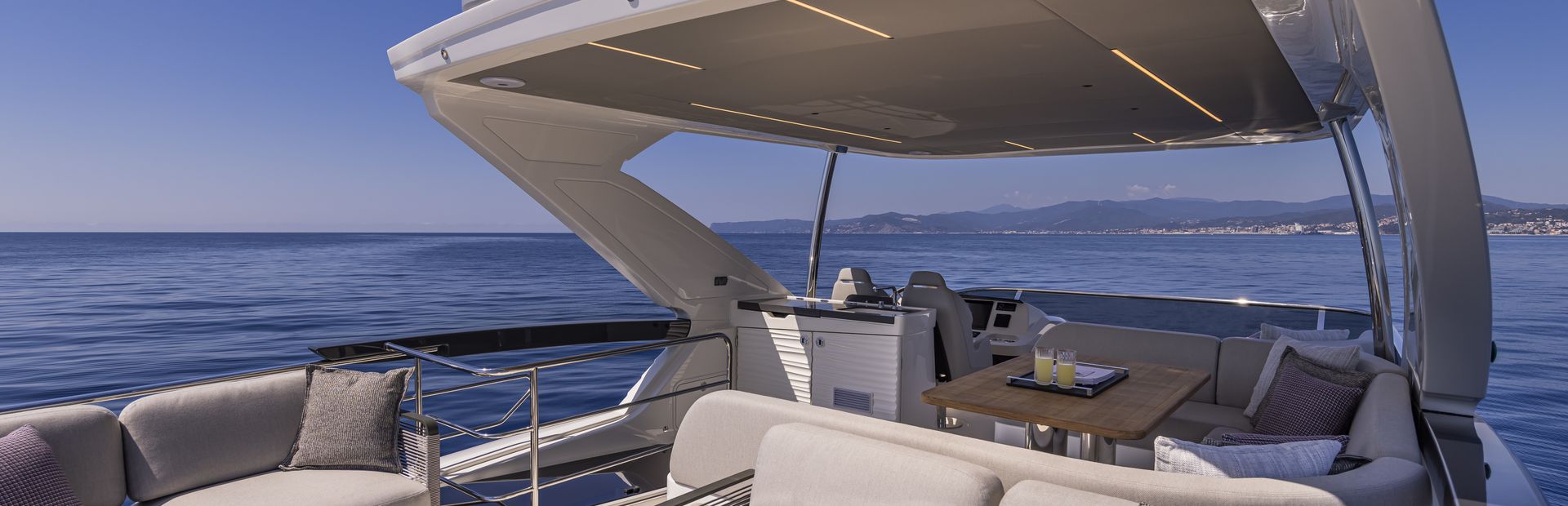 New Absolute Flybridge Yacht 8