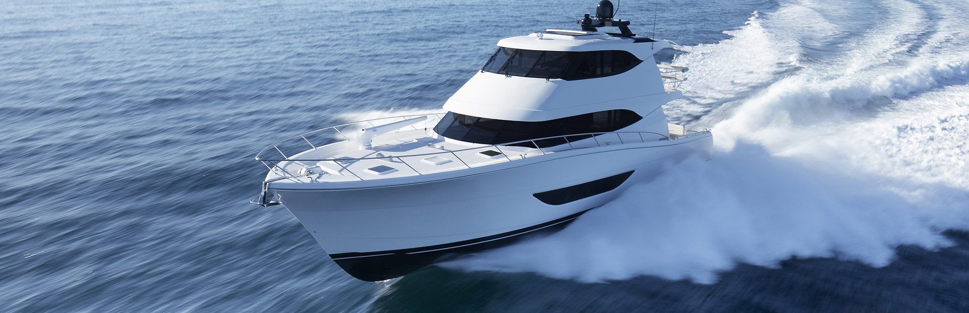 Maritimo M70 Yacht (Gen 2, 2021 - 2022), Example 1