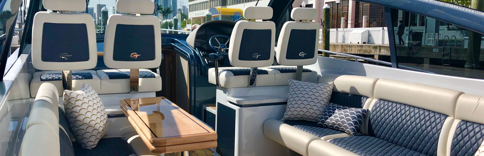 Palm Beach Motor Yachts, Fleet Example 11