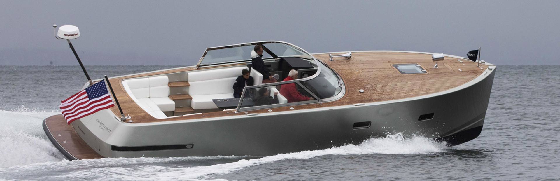                                                 Reliant Yachts   X40 Express
                                            