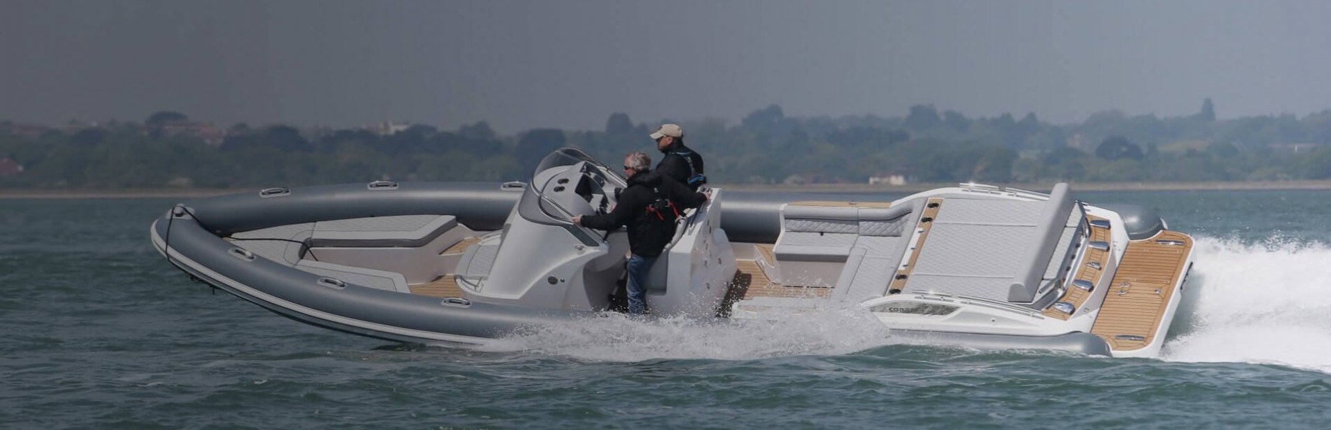 Cobra Nautique 9 Tenders, Example 1