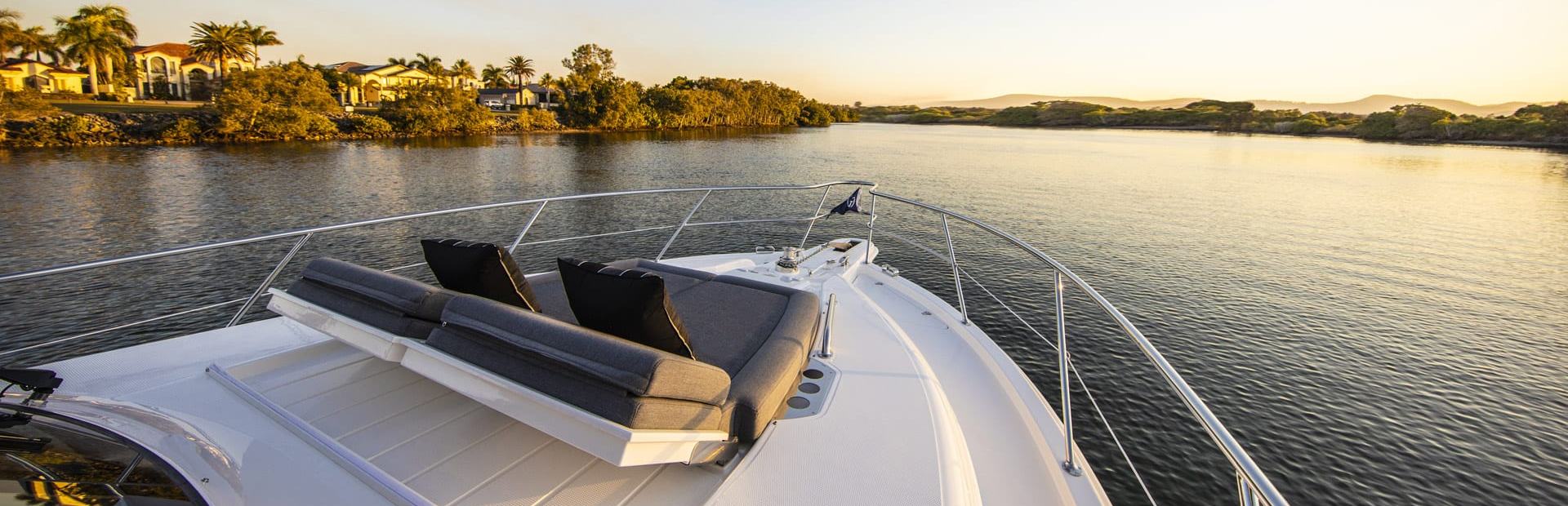 Riviera Flybridge Yachts, Example 3
