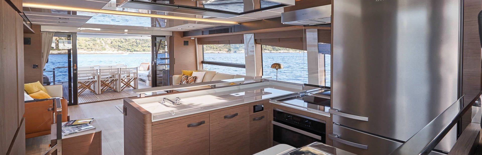 New Prestige X Line Yacht 8