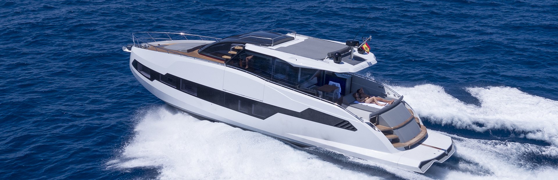 Astondoa 655 Coupe Yachts (2016 - 2021), Example 1