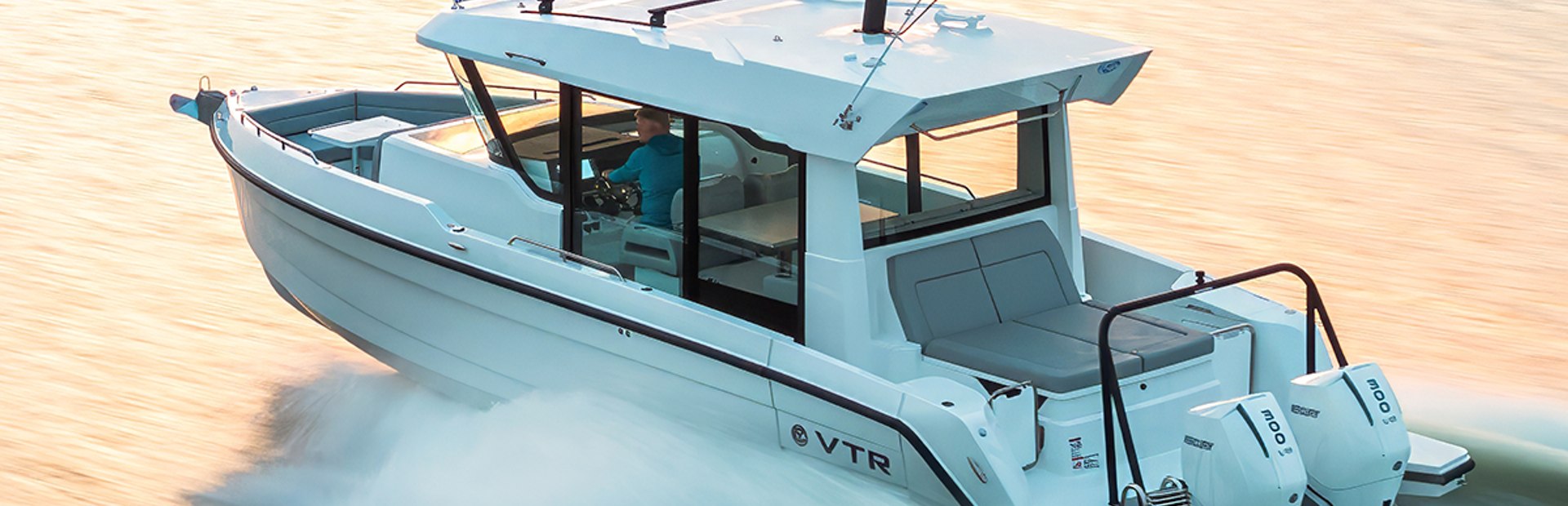 New &amp; Used Cruisers Yachts VTR Cruisers, Example 1