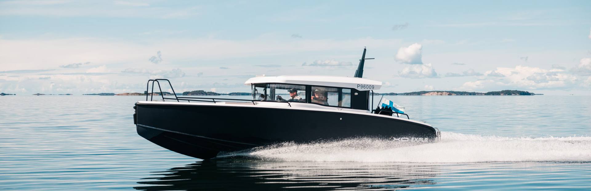 XO DFNDR 9 Boat, Example 1