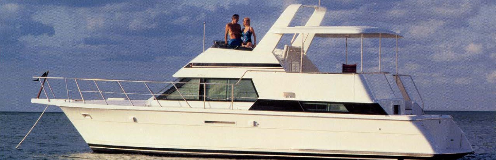 Hatteras 42 Cockpit MY Yacht, Example 1