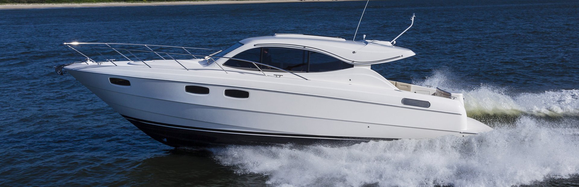 Maritimo C43 Yacht, Example 1