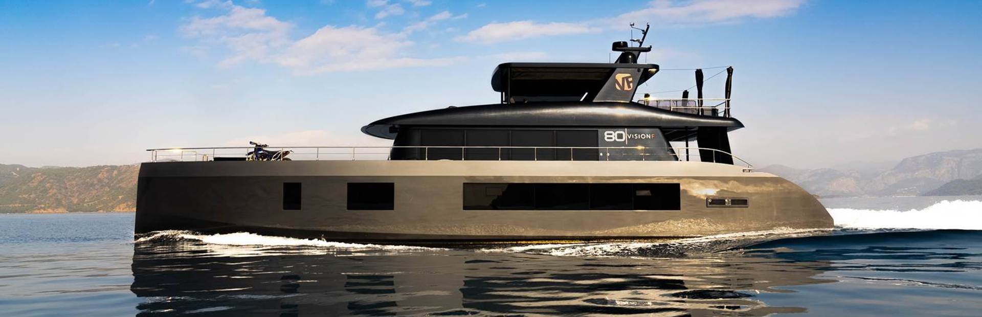 VisionF 80 Catamaran, Example 1