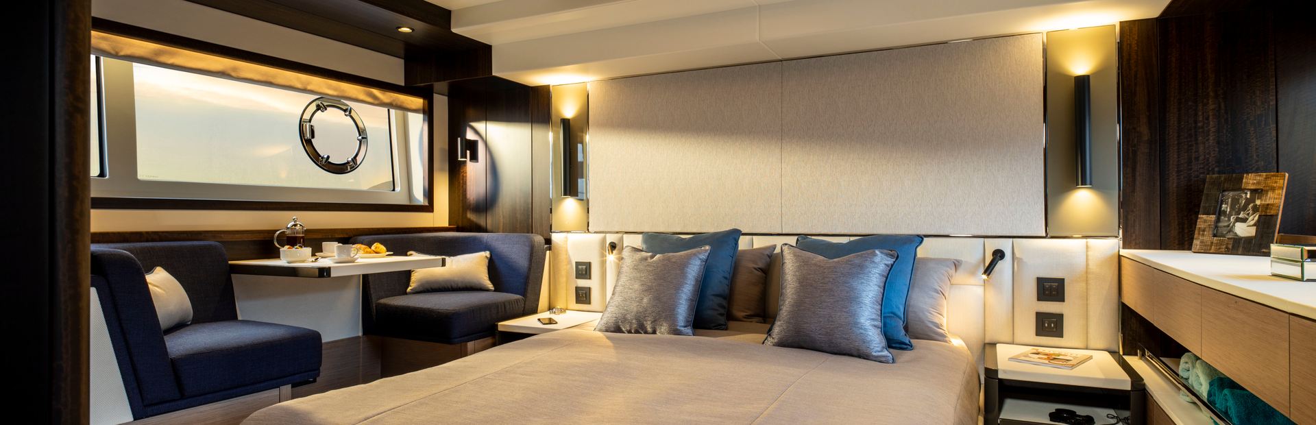 Sunseeker Manhattan Yachts, Example 10