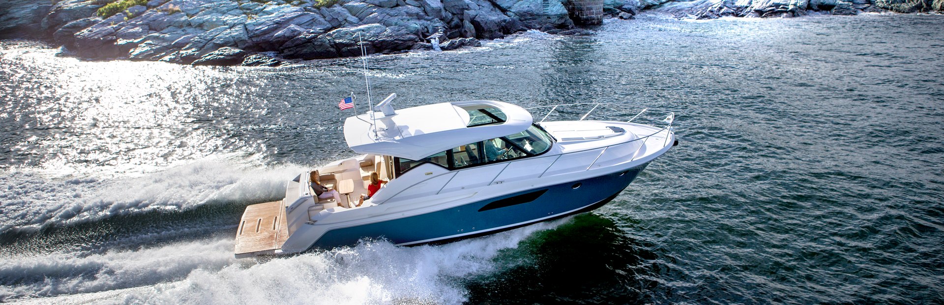 Tiara Yachts C39 Coupe