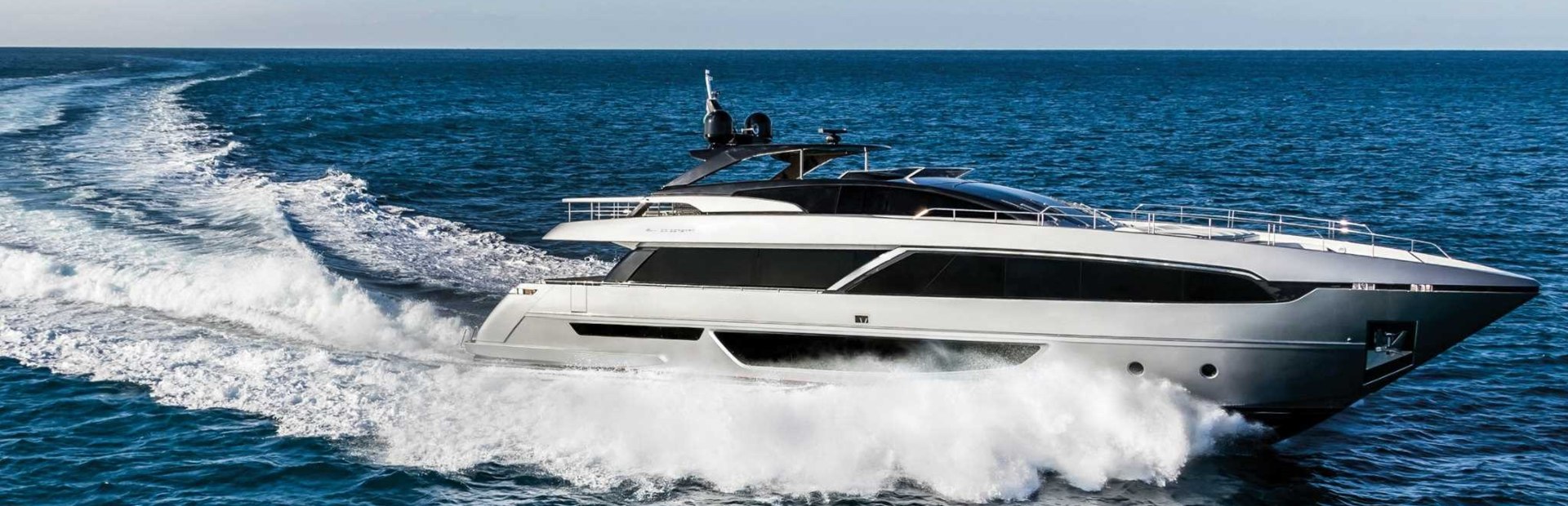 Riva 100' Corsaro Yachts (2017 - 2022), Example 1