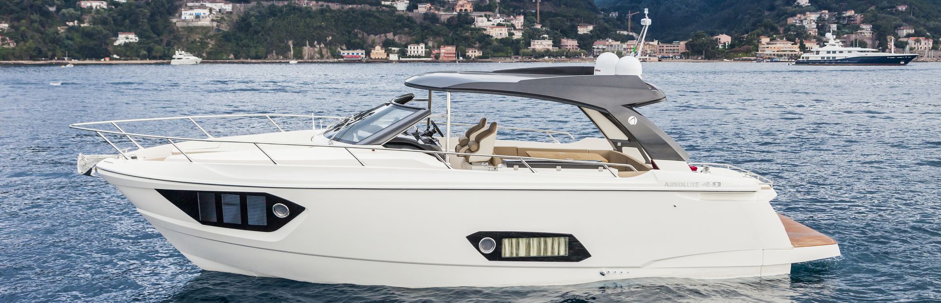 Absolute 40 STL Yachts (2012 - 2018), Example 1