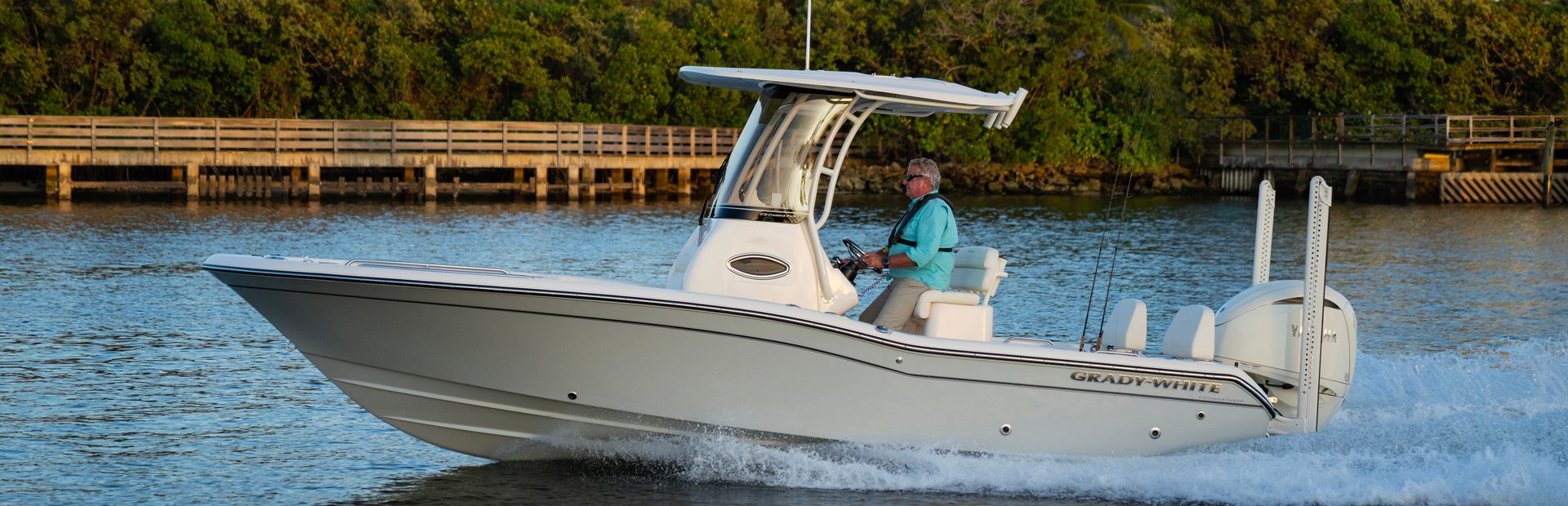 Grady-White 231 CE Boat, Example 1