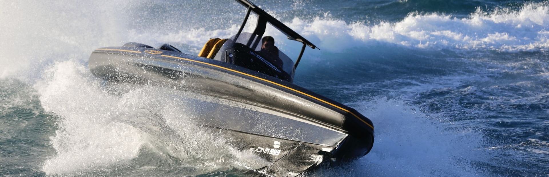 New Technohull Sporty Icons Boat 5