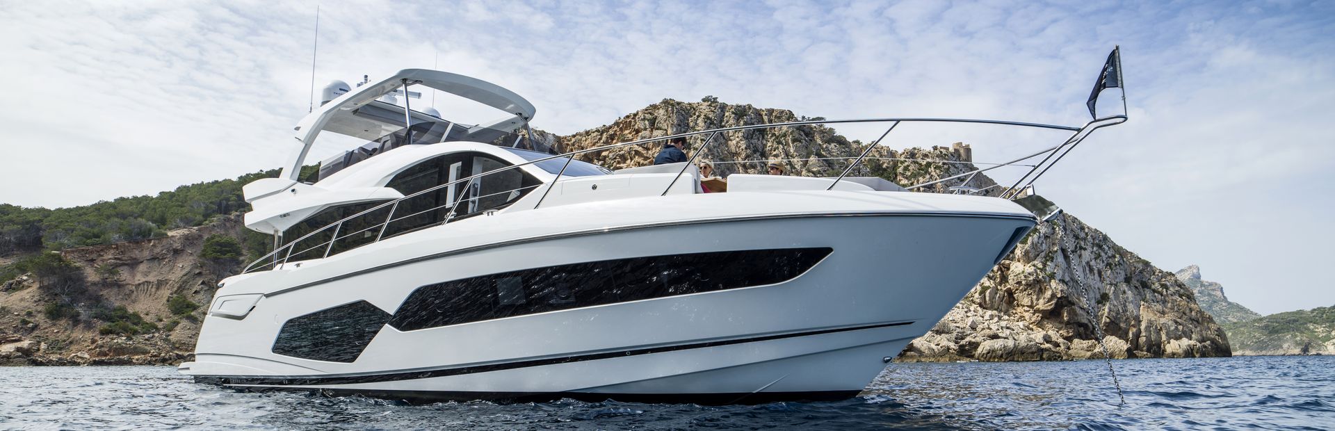 Sunseeker Manhattan 66 Yacht (Gen 2, 2017 - 2021), Example 1