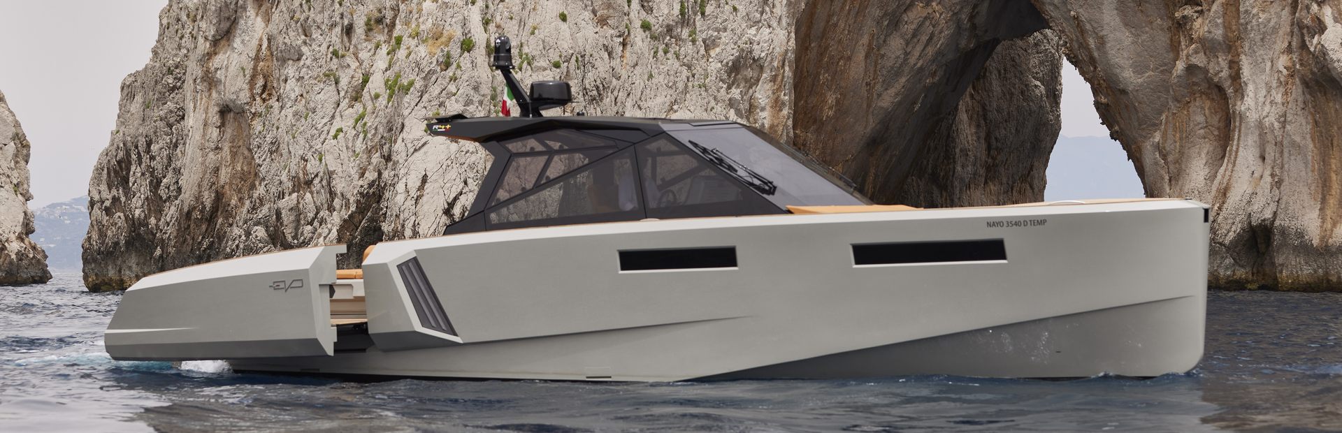 Evo R4+ Yacht, Example 1