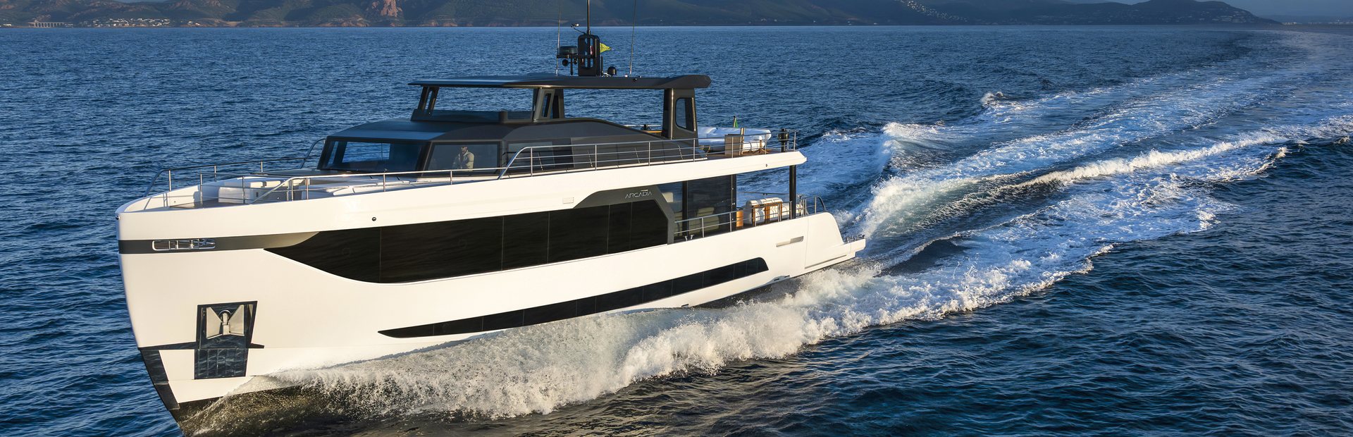 Arcadia A80new Yacht, Example 1