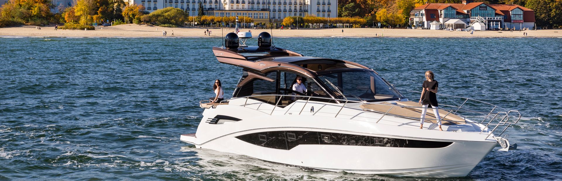 Galeon Yachts, Fleet Example 1