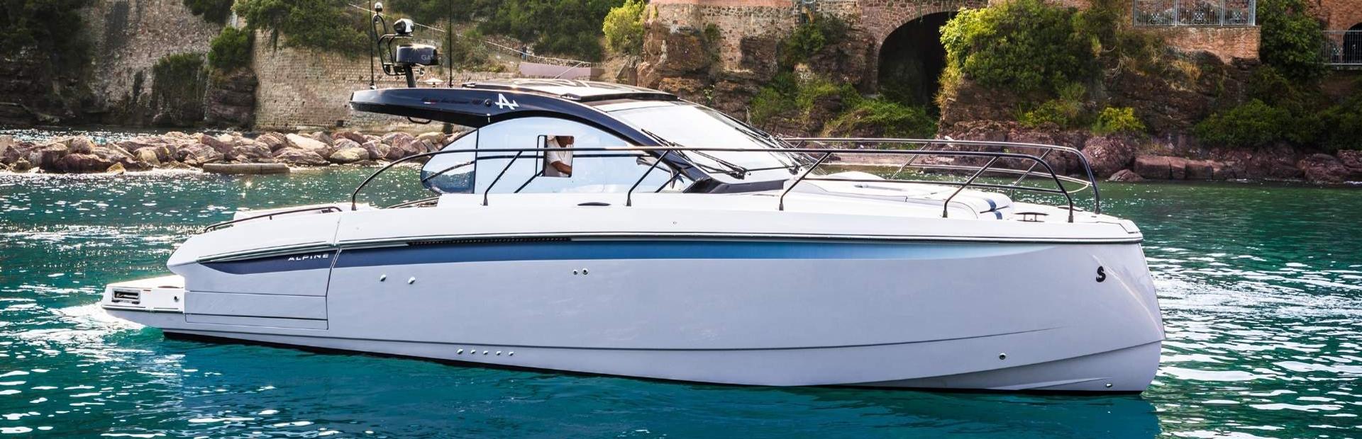 Beneteau Gran Turismo 40 Coupe Boat, Example 1