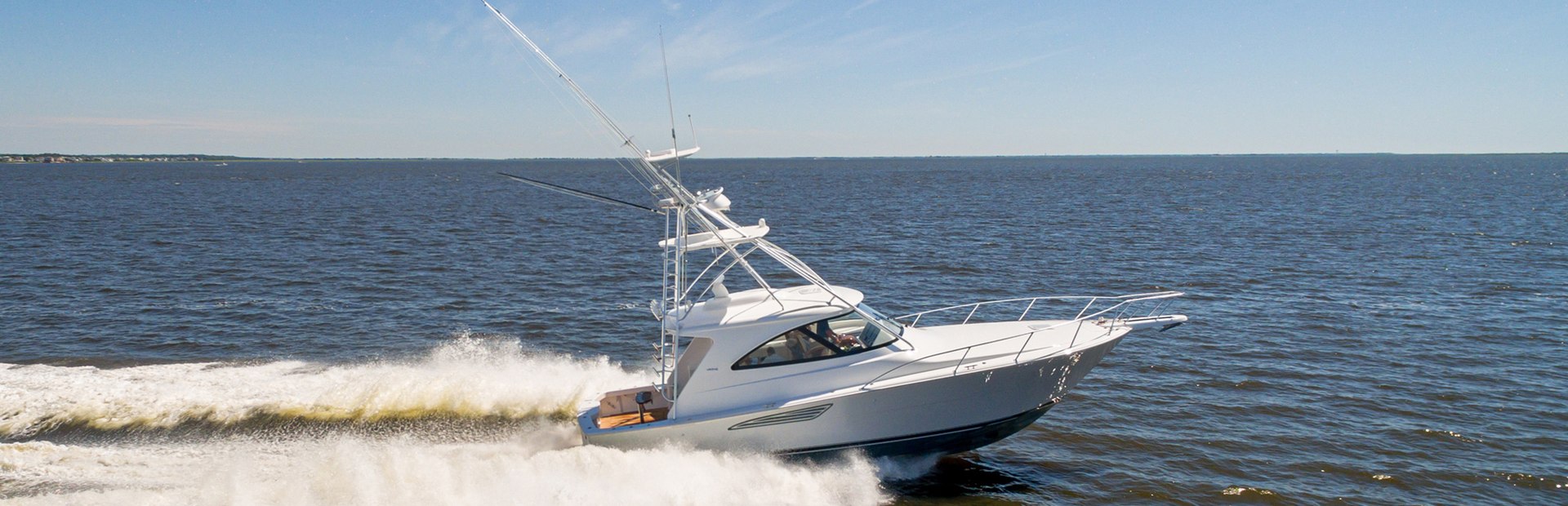 New &amp; Used Viking Yachts Sport Yacht Boats, Example 1