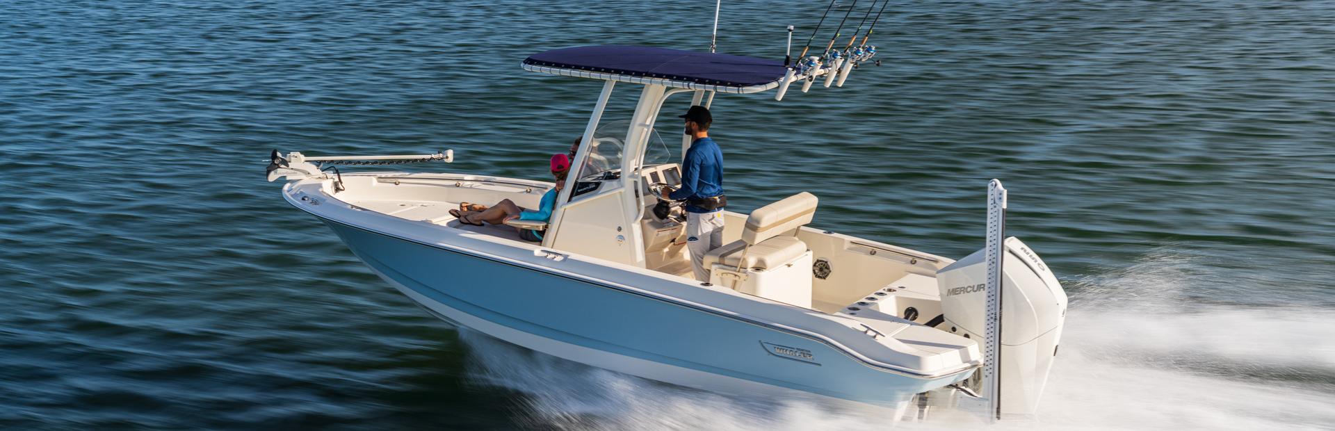 New Boston Whaler Dauntless Boat 1