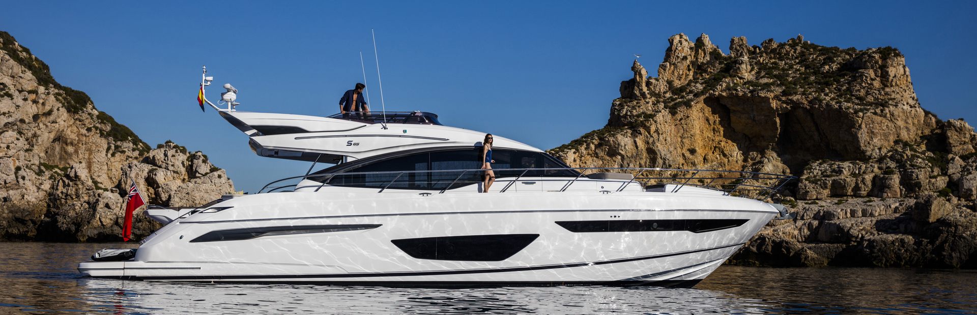 Princess S65 Yacht (Mk1, 2015 - 2019), Example 1