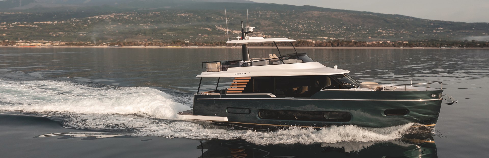 New Azimut Magellano Yacht 1