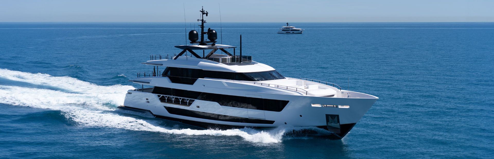 New Custom Line Saetta Yacht 1