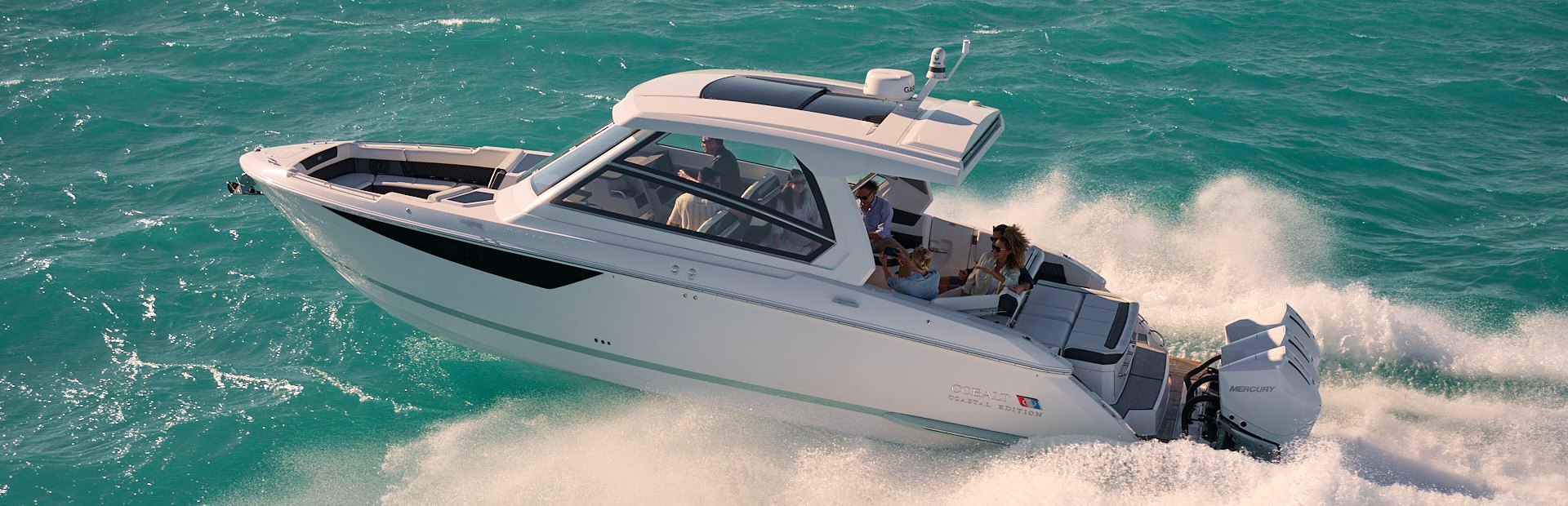 Cobalt Boats R35 OB Coupé Boat, Example 1