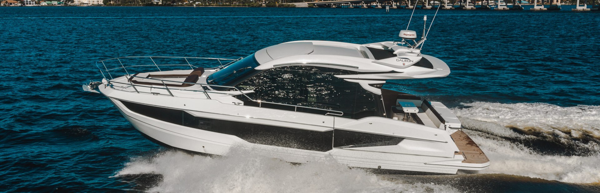 Galeon 410 HTC Boat, Example 1