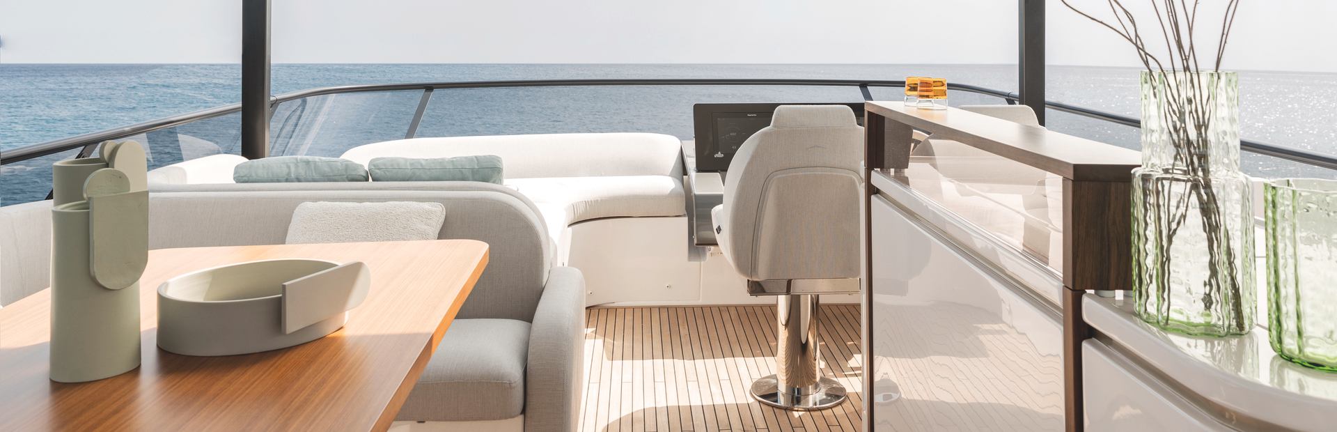 New Azimut Fly Yacht 8