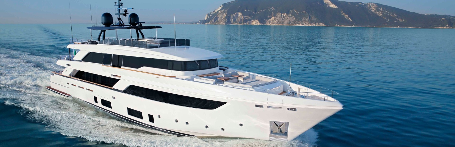 New Custom Line Navetta Yacht 1